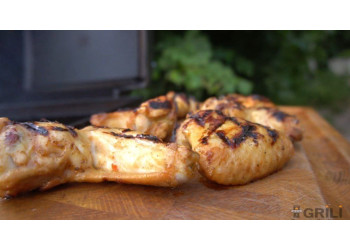 Jak przygotować soczyste i aromatyczne skrzydełka z kurczaka na grillu? 